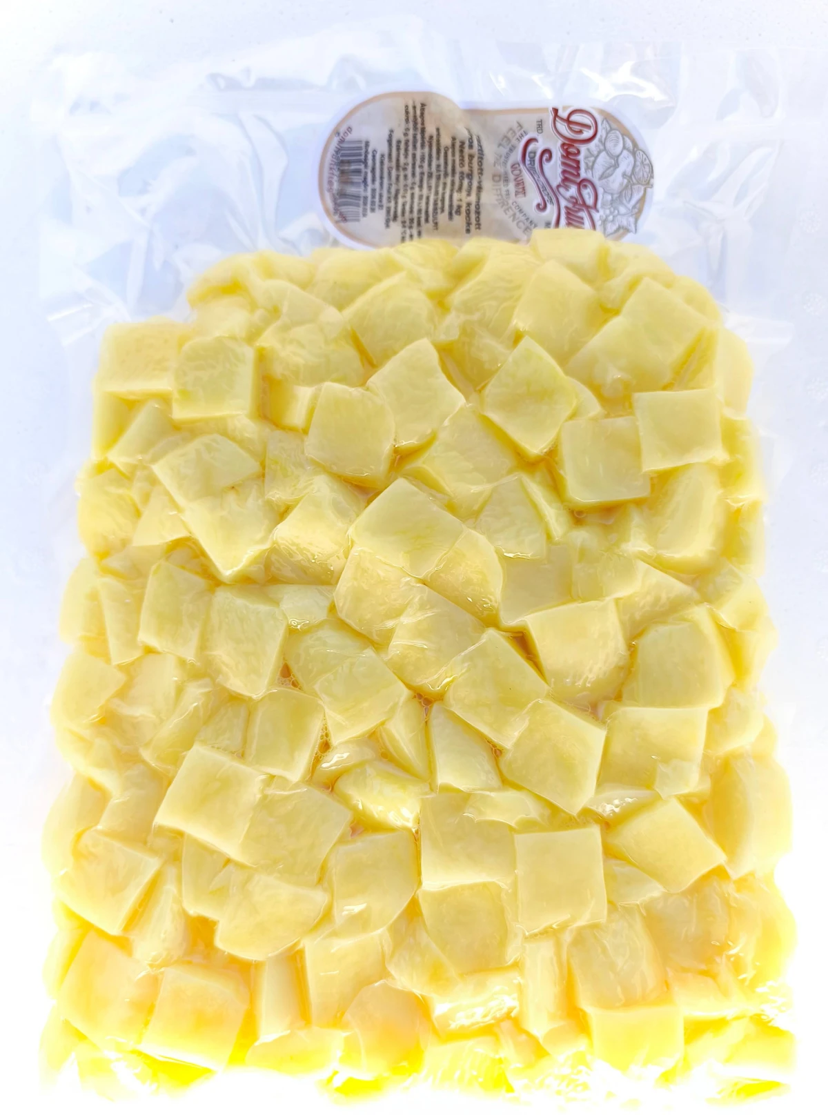 Piros, kocka burgonya, tisztított, vákuumcsomagolt, 2 kg